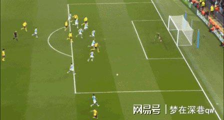 巴萨遭遇连败,欧冠资格岌岌可危 巴萨遭遇连败,欧冠资格岌岌可危