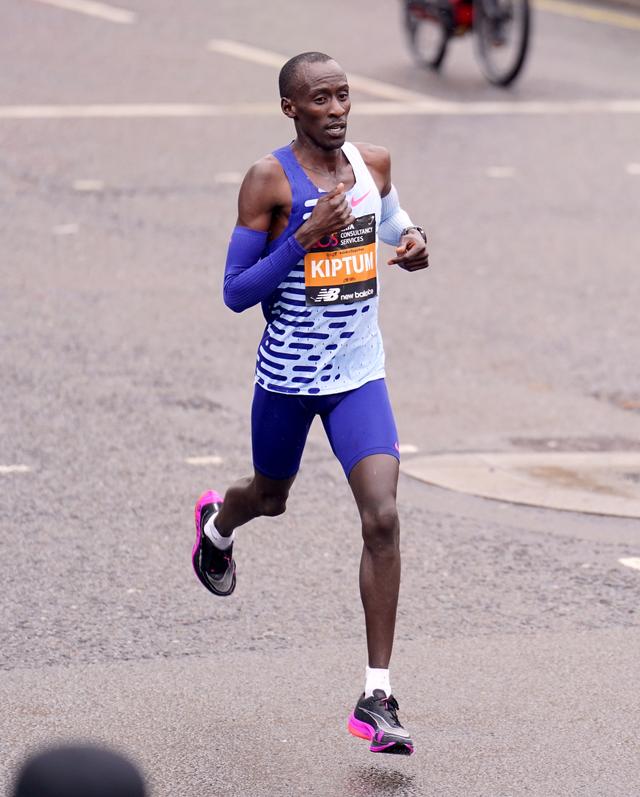 巴西选手一路领先，锋芒毕露